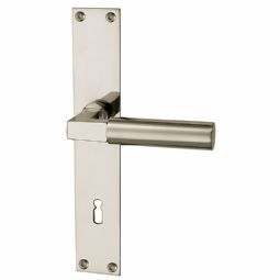 Klicken für Detailansicht Türgarnitur Serie Bauhaus