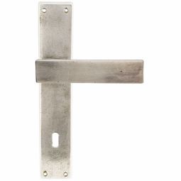 Klicken für Detailansicht Türgarnitur Serie Angulum