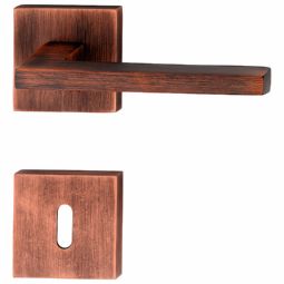 cliquez ici pour voir les détails Garniture de porte Serie Prisma